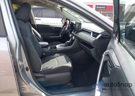 2019 Toyota Rav4 Le z USA, uszkodzony, nr VIN 2T3H1RFV2KW045849